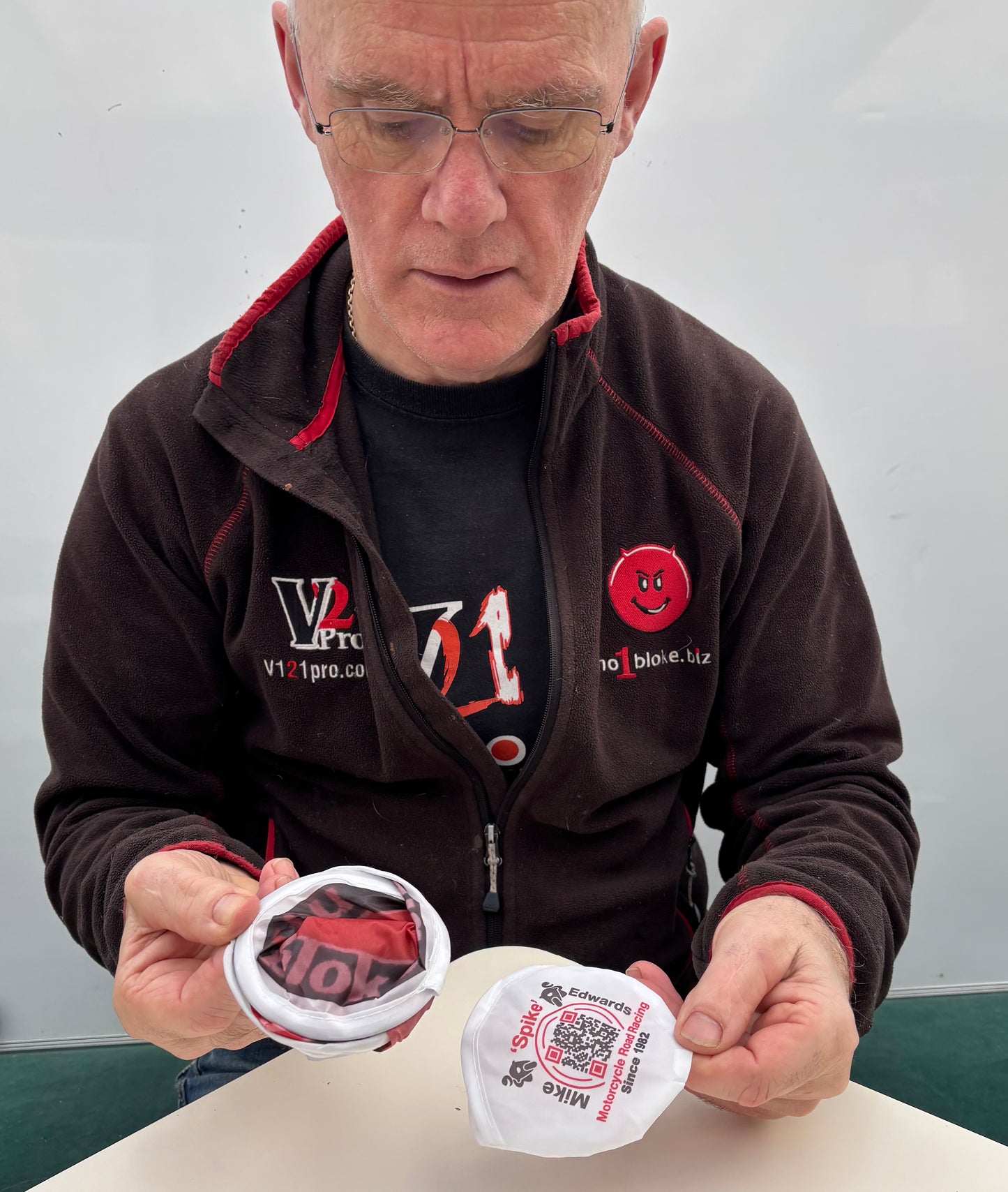 Folding flyer - frisbee - fan